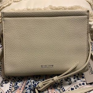 REACTION Kenneth Cole purse‎